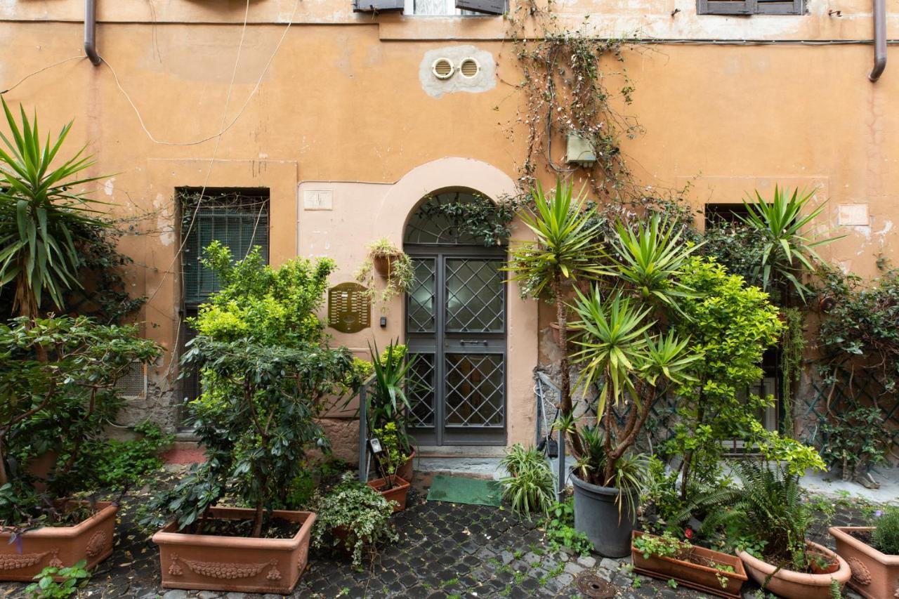 Iflat Small Studio In The Heart Of Trastevere Apartment โรม ภายนอก รูปภาพ